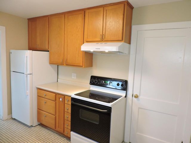 127 N Pleasant AVENUE, Jefferson, WI 53549