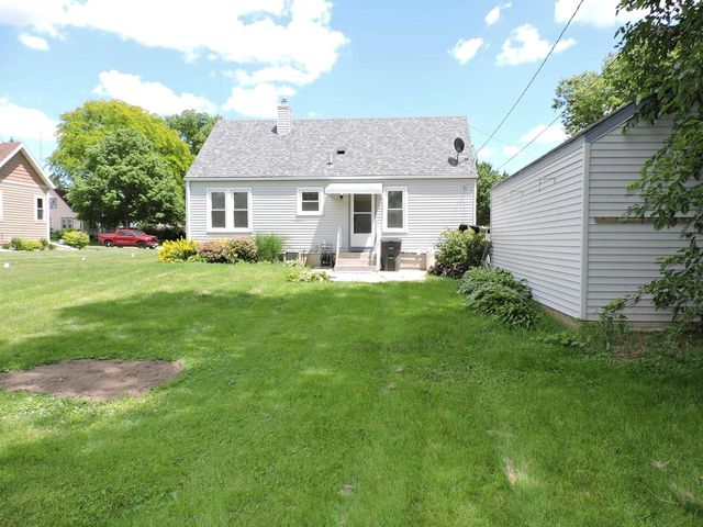 127 N Pleasant AVENUE, Jefferson, WI 53549