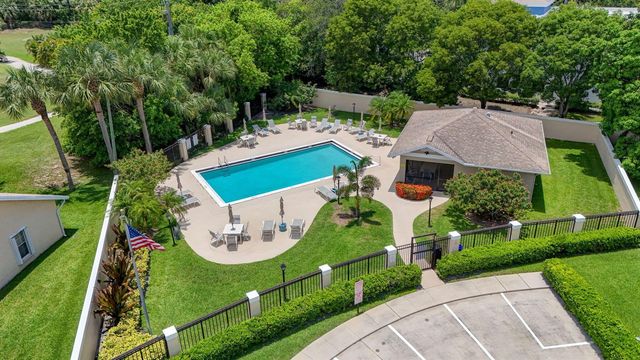 114 Palomino Drive, Jupiter, FL 33458