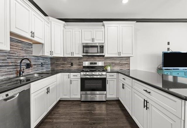 4514 Boulevard Street, Bacliff, TX 77518