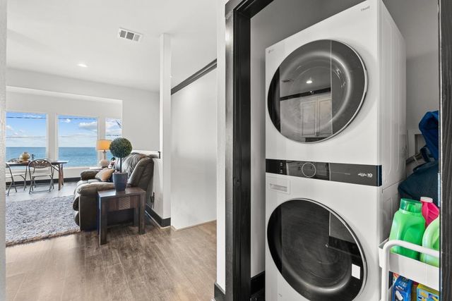 4514 Boulevard Street, Bacliff, TX 77518