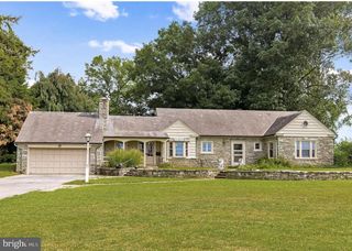 1742 OLD PHILADELPHIA PIKE, Lancaster, PA 17602