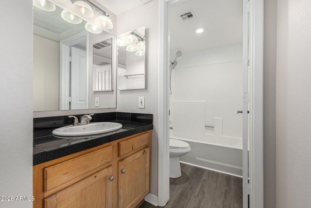 12440 N 20TH Street 202, Phoenix, AZ 85022