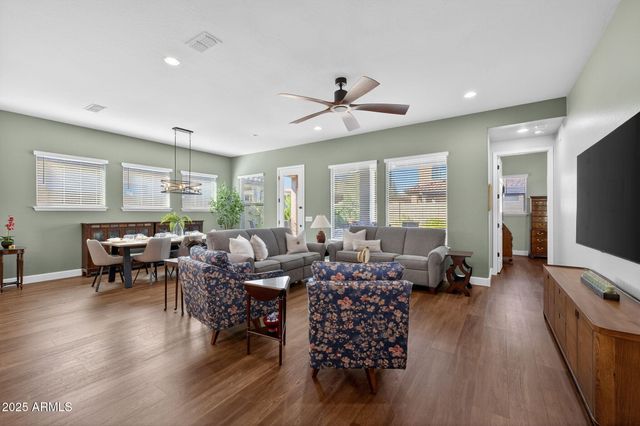 9914 E TORINO Avenue, Mesa, AZ 85212