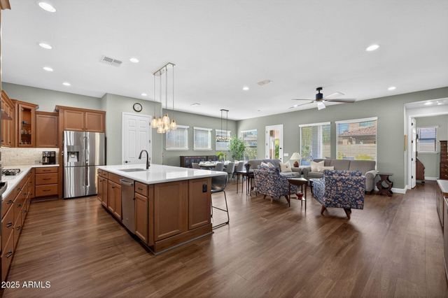 9914 E TORINO Avenue, Mesa, AZ 85212