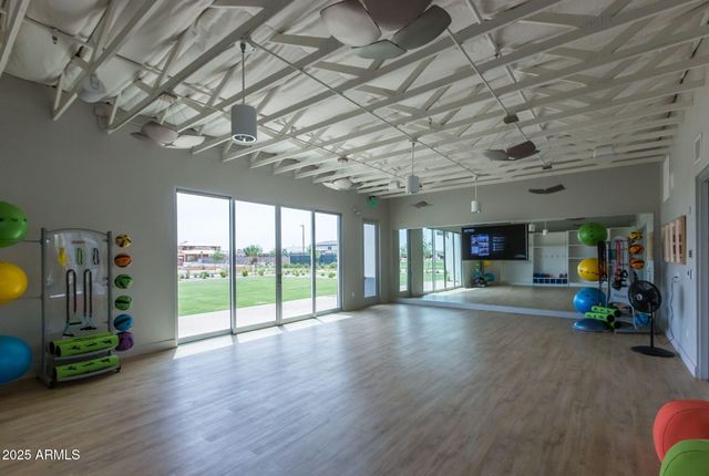 9914 E TORINO Avenue, Mesa, AZ 85212