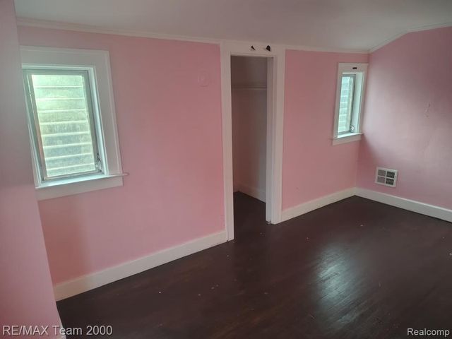 15092 Faust Avenue, Detroit, MI 48223