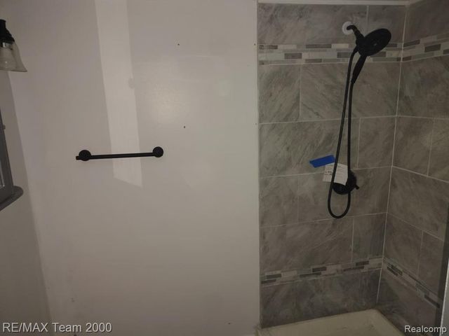 15092 Faust Avenue, Detroit, MI 48223