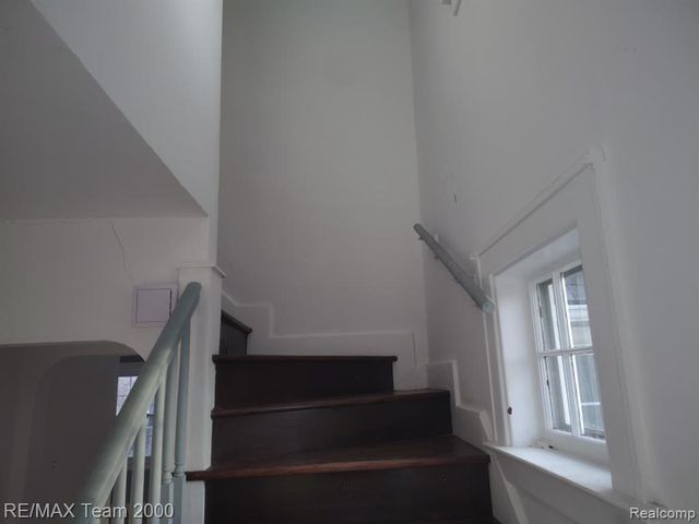 15092 Faust Avenue, Detroit, MI 48223