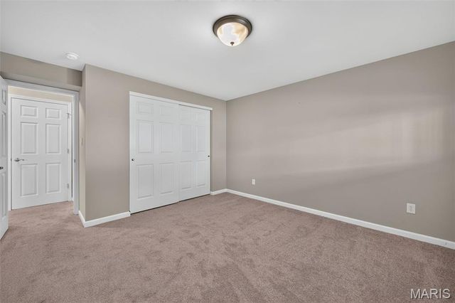 307 Glasgow Drive, St Charles, MO 63301