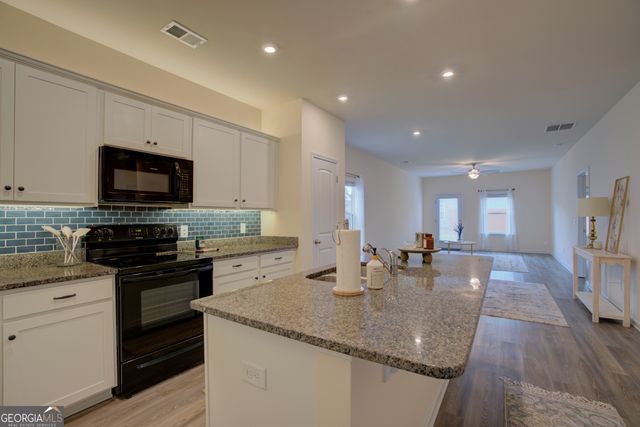 12 Applewood Drive NE, Rome, GA 30165