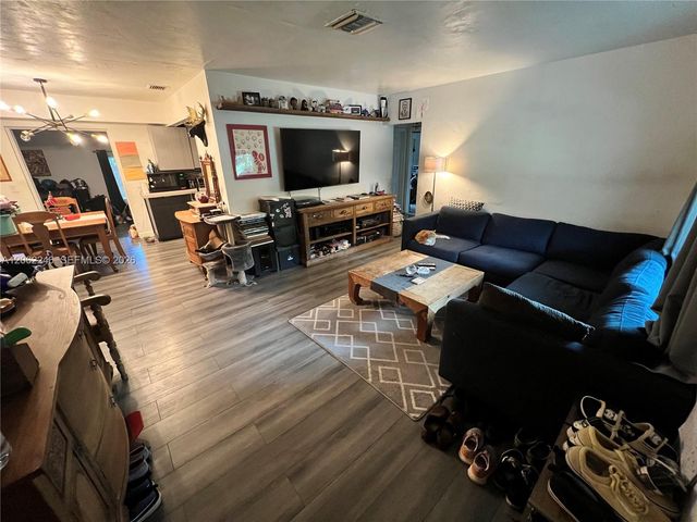 13301 NW Miami Ct, Miami, FL 33168