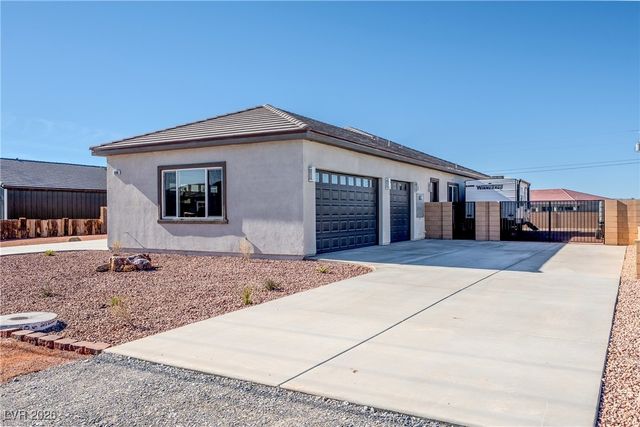 1860 Old West Avenue, Pahrump, NV 89048