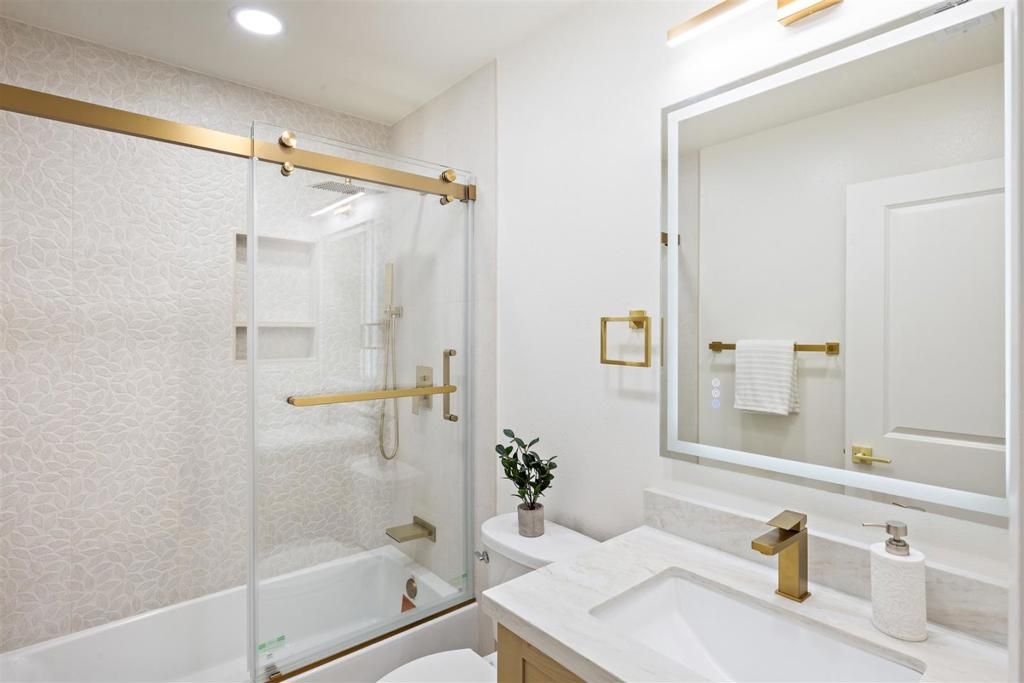 Image 27 of property listing at 33866 Juliet Circle, Fremont, CA 94555