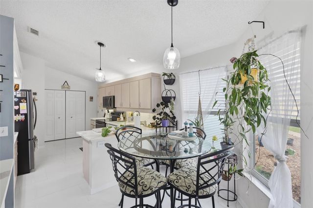 2122 KING RICHARDS COURT, Orange City, FL 32763