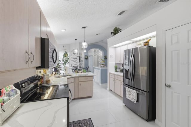 2122 KING RICHARDS COURT, Orange City, FL 32763