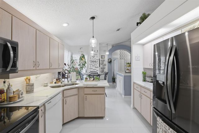 2122 KING RICHARDS COURT, Orange City, FL 32763