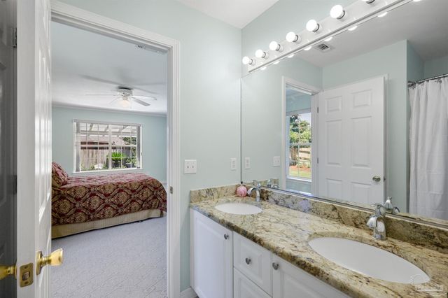 4375 Canton Ct, Gulf Breeze, FL 32563