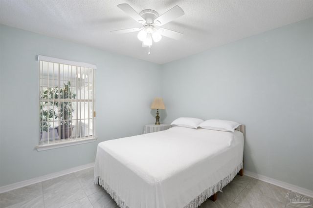4375 Canton Ct, Gulf Breeze, FL 32563