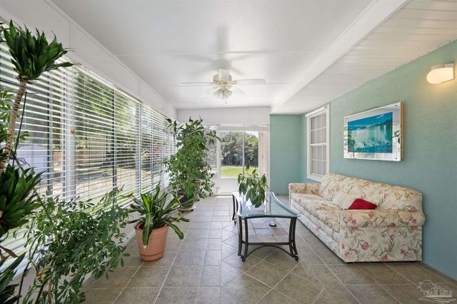 4375 Canton Ct, Gulf Breeze, FL 32563