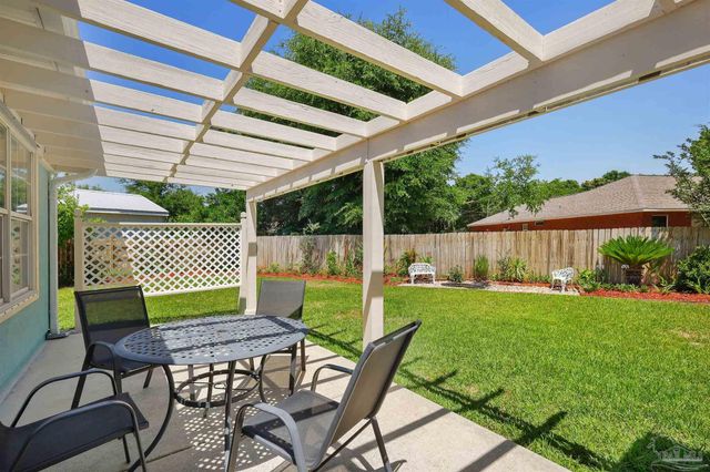 4375 Canton Ct, Gulf Breeze, FL 32563