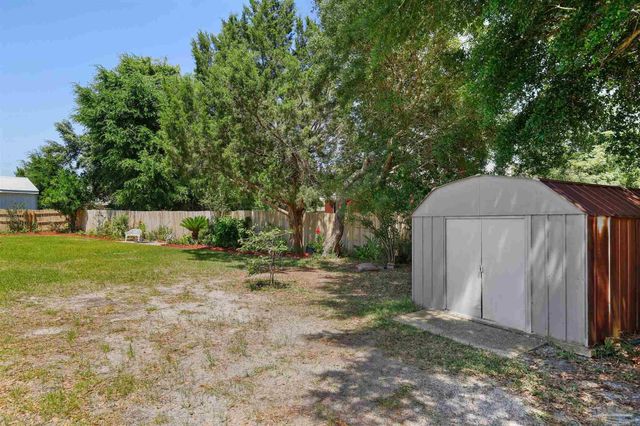 4375 Canton Ct, Gulf Breeze, FL 32563