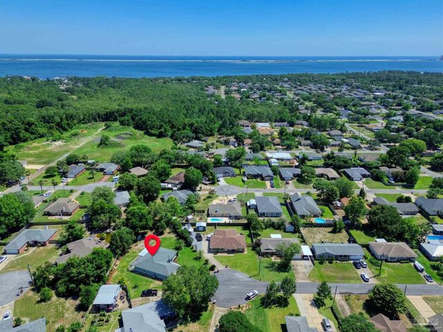 4375 Canton Ct, Gulf Breeze, FL 32563