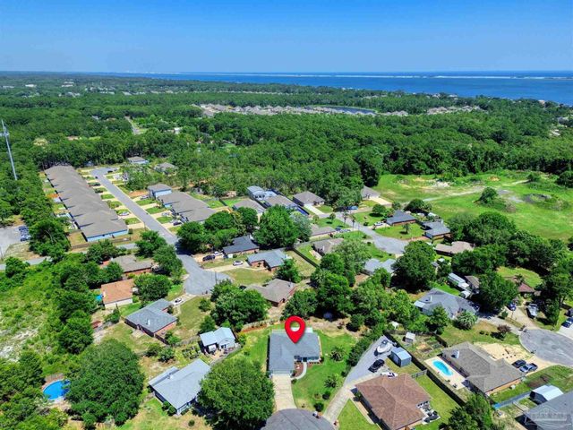 4375 Canton Ct, Gulf Breeze, FL 32563