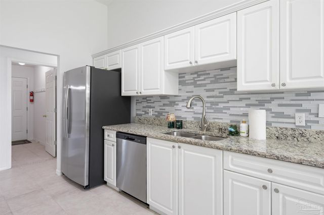 4375 Canton Ct, Gulf Breeze, FL 32563