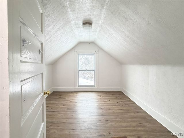 16 1st Street, Whitestown, NY 13495