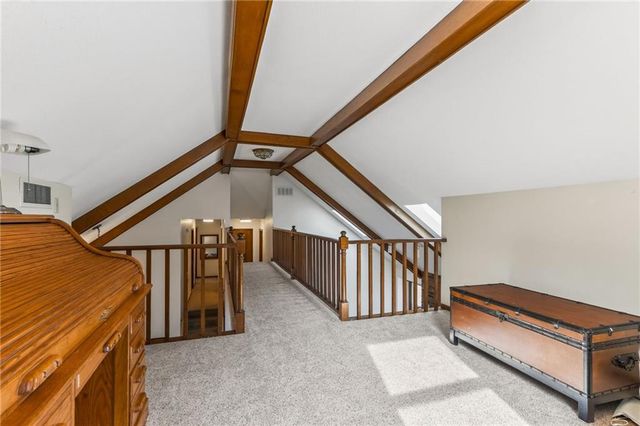 525 SE Vista Drive, Lee's Summit, MO 64063