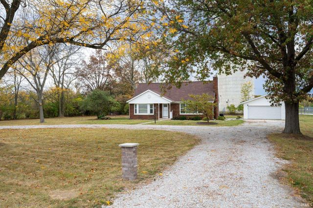 10814 Lower Huntington Road, Roanoke, IN 46783