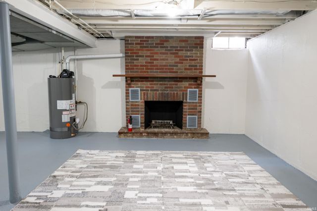 10814 Lower Huntington Road, Roanoke, IN 46783