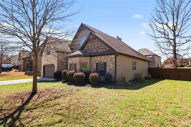 221 Traditions Drive, Loganville, GA 30052