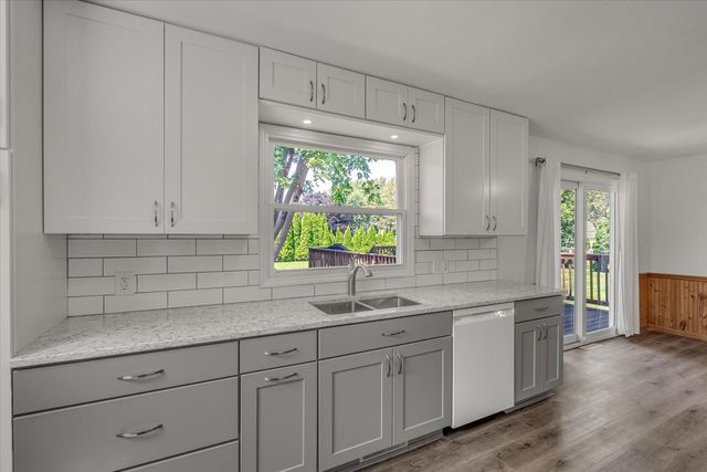 12720 13th Street, Milan, IL 61264