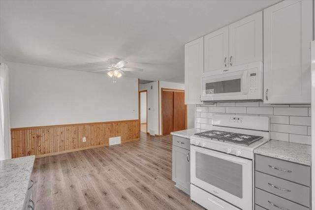 12720 13th Street, Milan, IL 61264