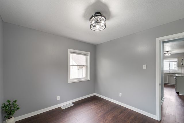 6510 SW 16th Street, Des Moines, IA 50315
