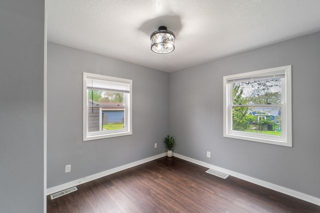 6510 SW 16th Street, Des Moines, IA 50315