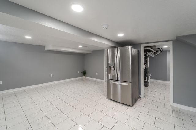 6510 SW 16th Street, Des Moines, IA 50315