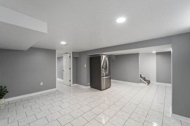 6510 SW 16th Street, Des Moines, IA 50315