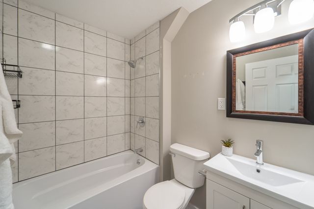 6510 SW 16th Street, Des Moines, IA 50315