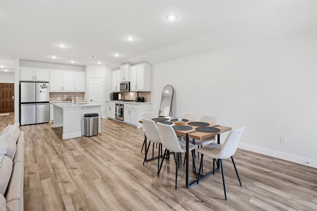 731 Lauren Grove Lane, Forney, TX 75126