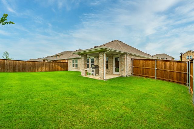 731 Lauren Grove Lane, Forney, TX 75126