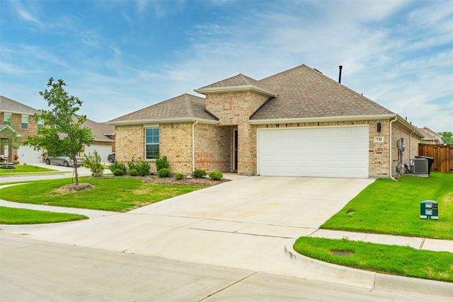 731 Lauren Grove Lane, Forney, TX 75126