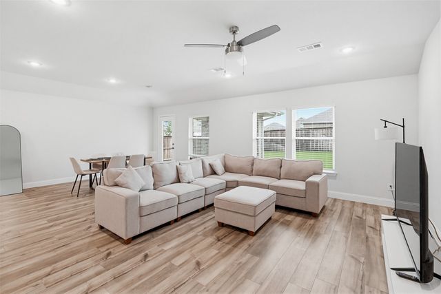 731 Lauren Grove Lane, Forney, TX 75126