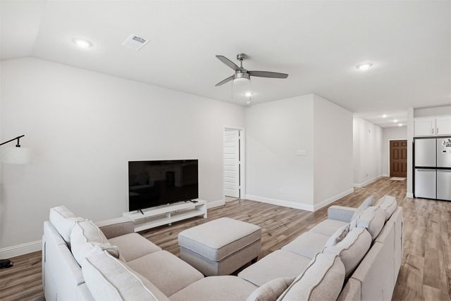 731 Lauren Grove Lane, Forney, TX 75126