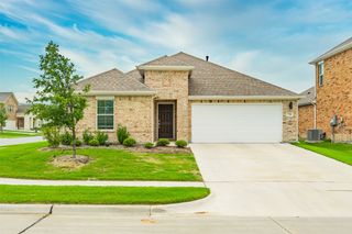 731 Lauren Grove Lane, Forney, TX 75126