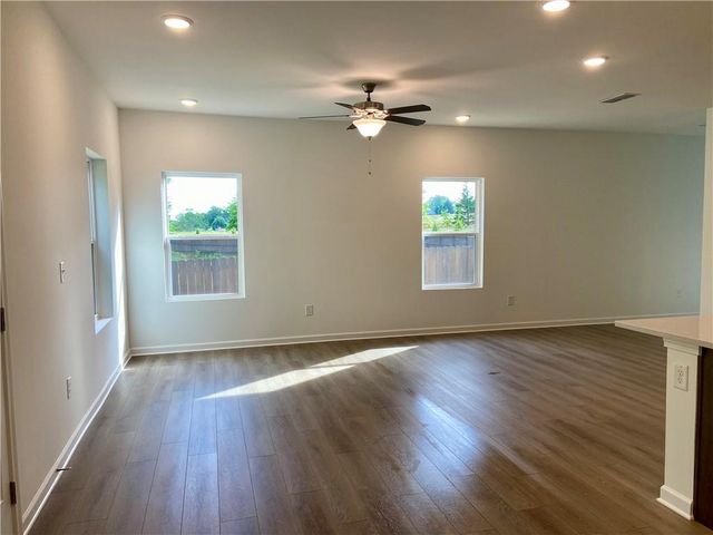 5515 Allegro Lane, Flowery Branch, GA 30542