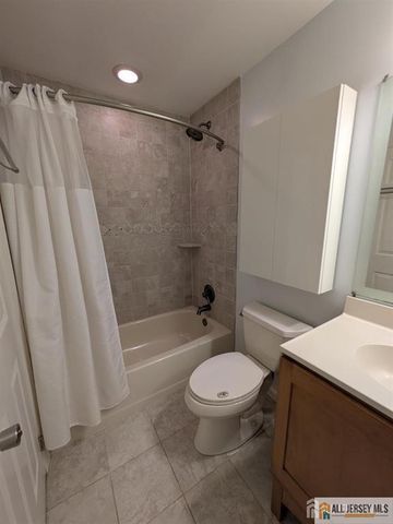 48 Tanglewood Court, South Brunswick, NJ 08852