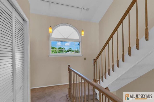 48 Tanglewood Court, South Brunswick, NJ 08852